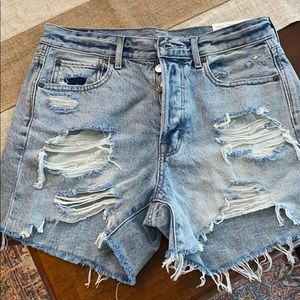 American Eagle 90’s Boyfriend Shorts